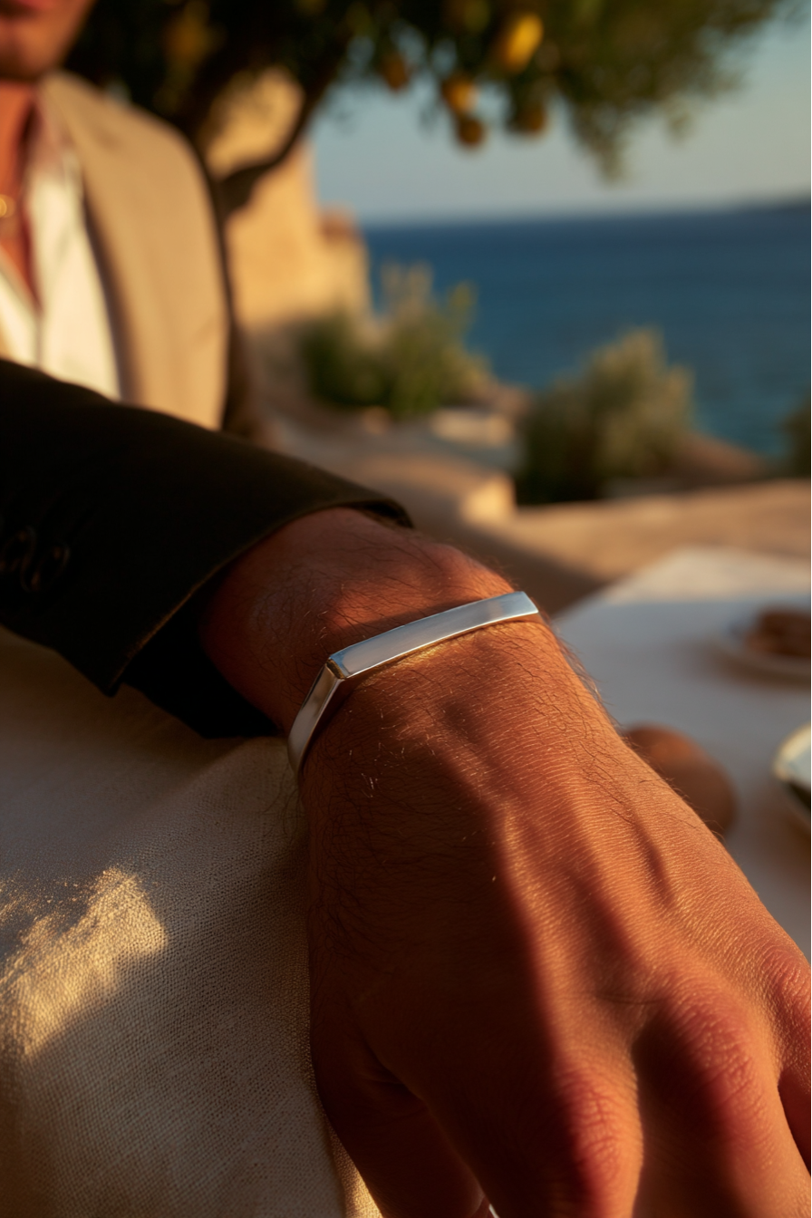 Akaardin® Héritage Cuff | Platinum