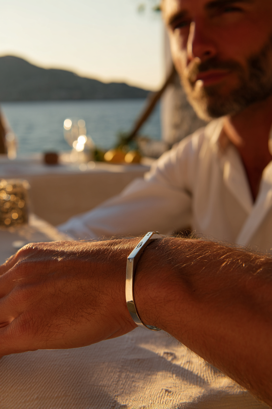 Akaardin® Héritage Cuff | Platinum
